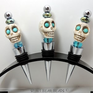 Turquoise Skull Wine stopper Blue Beads Dia De Muertos Day of the Dead Gift HALLOWEEN, image 1