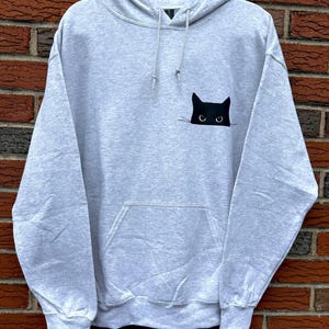 Black Cat Sweatshirt Cute Cat Lover Crewneck for Women Unisex Cozy Pullover Peeking Cat Graphic Cat Mom Gift Fall Winter Soft Casual Top zdjęcie 3