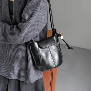 Sac seau en cuir, sac bandoulière en cuir classique, sac à bandoulière minimaliste en cuir, sac citrouille