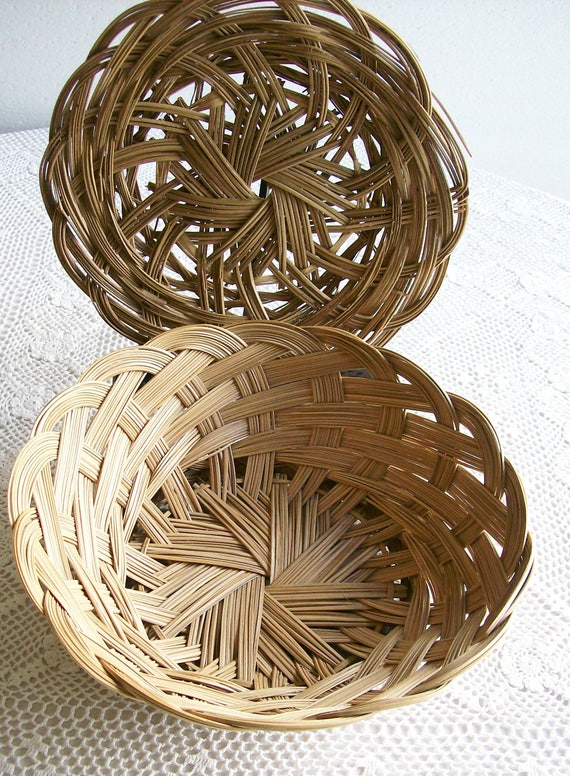 Vintage Woven Baskets Set of 2 Split Bamboo Reed Weaving Etsy