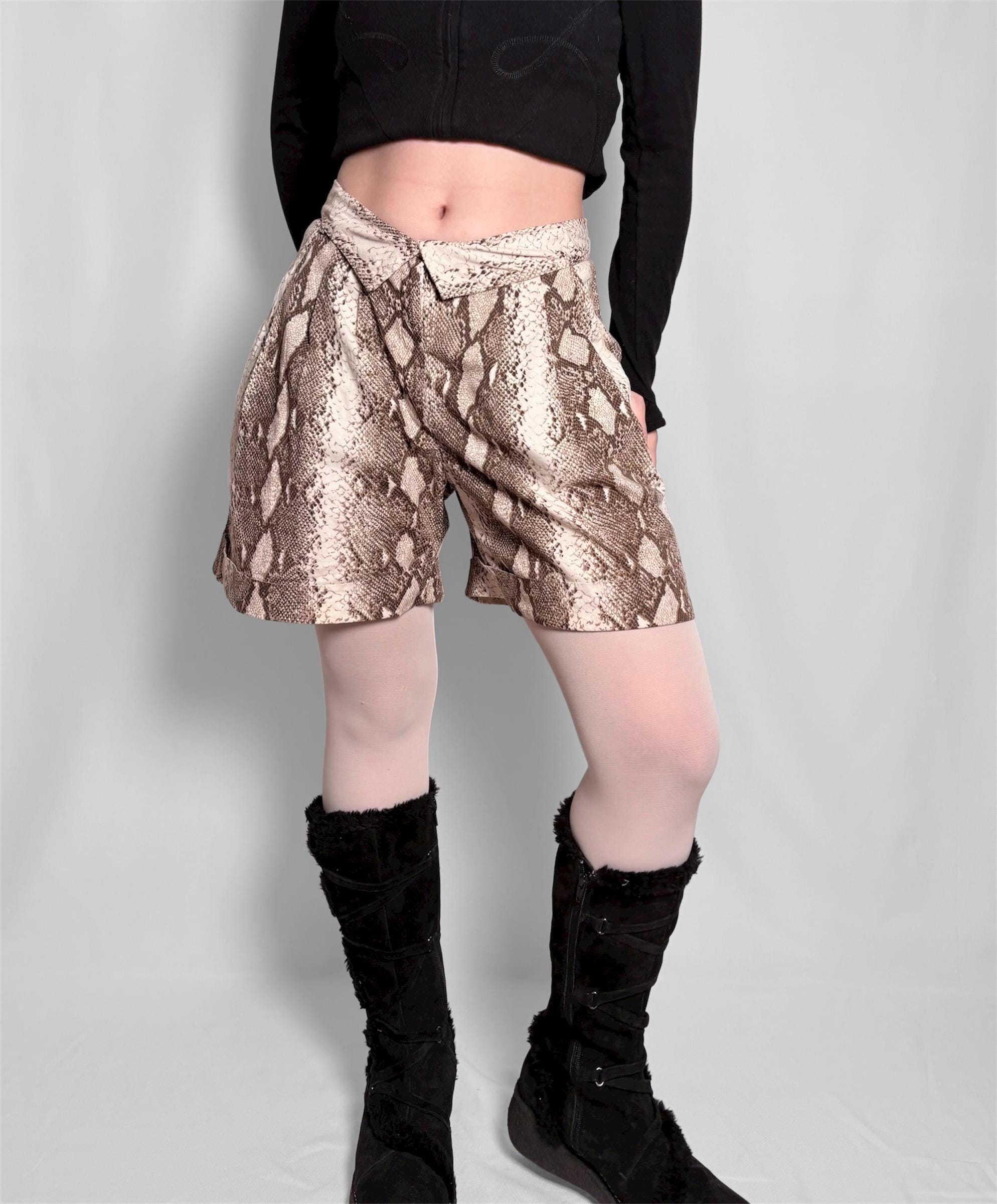 【美品✨】BLUGIRL BLUMARINE ★花柄★ニットアンサンブル★38 Wool sweater with painted flower - Blumarine