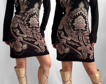 Save The Queen Vintage Y2K 2000er Jahre Kleid mit abstraktem Grafikprint und Schulterpartie