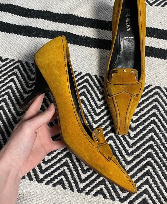Vintage Prada 90s orange heels - image 5