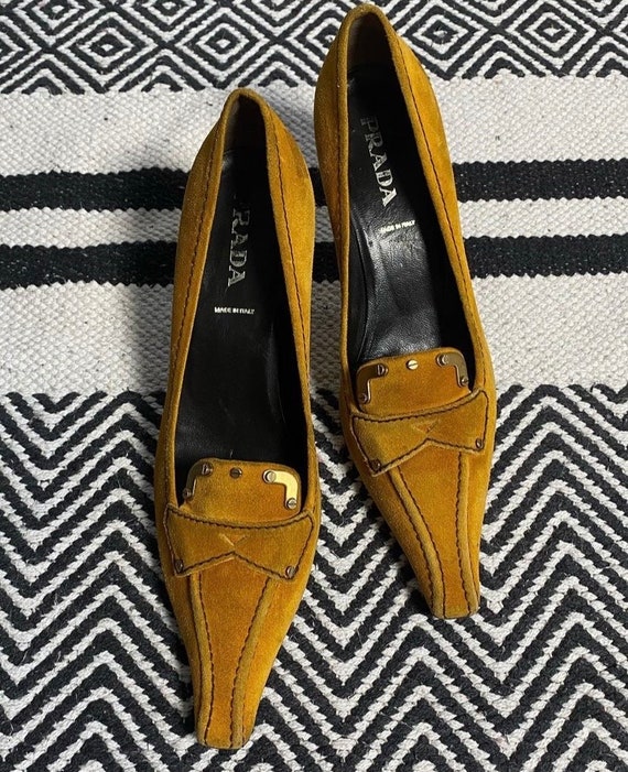 Vintage Prada 90s orange heels - image 4