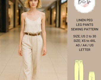 Op de afbeelding: Een vrouw draagt een crèmekleurige camisole en een linnen broek met peg-legs, vastgezet met een bruine riem. De afbeelding bevat een naaipatroon voor linnen peg-leg broeken, maten US 2 tot 30 en XS tot 4XL.