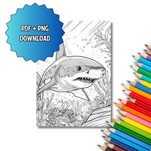 K&ouml;nnte beinhalten: Eine schwarz-wei&szlig;e Malvorlage mit einem Hai, der durch eine Unterwasserszene mit Korallen und Seetang schwimmt. Eine blaue sternf&ouml;rmige Grafik in der oberen linken Ecke enth&auml;lt den Text PDF + PNG DOWNLOAD. Eine Reihe von Buntstiften ist zu sehen.