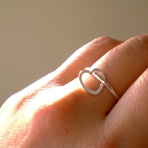 Wir sind verliebt - eine einfache Herzen Dicke Sterlingsilber Stacking Ring