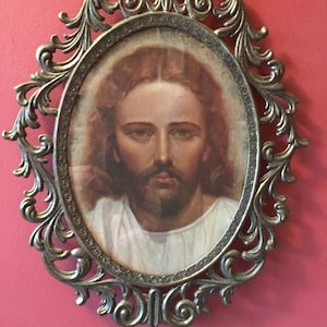 Vintage Print of Jesus Christ with penetrating eyes, ornate oval frame, Mid-century Christian print, Catholic, religious, devotional decor