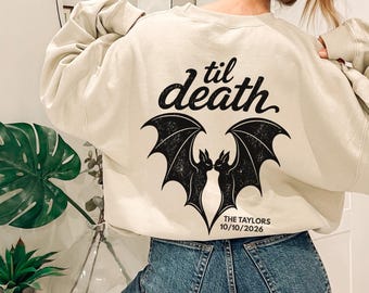 Til Death Matching Couple Sweatshirt Bat Vampire Bride Groom Gothic Wedding T-Shirt Anniversary Halloween Newlywed Gift bat heart Shirt