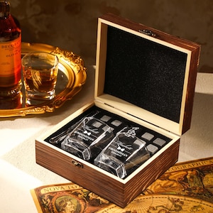 Conjunto de copos de uísque personalizados para ele, conjunto de copos com caixa de madeira, presente para padrinhos, presente de bar para ele, presente de dia dos pais, presente para amantes de uísque