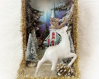 GOLD Table Decor Shadow Box Diorama Winter Church Street Scene Deer Bottle Brush Tree Blue Christmas CARD Box ECS