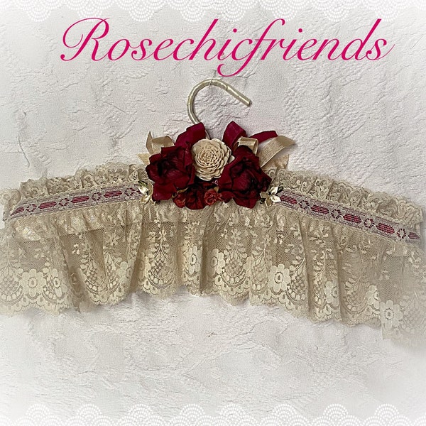 Cintre de mariée rembourré crème/bordeaux Chic cintres en dentelle victorienne rose minable