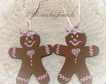 Set of 2 Wood Gingerbread Men Man Pink Frosting Ornaments Shabby Cottage Granny Chic