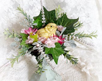 Elevated Bird in Nest Spring Easter Decor Decoration