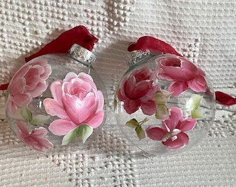 1 ORNAMENT 4” Round Clear Glass Hand Painted Wine/PINK Roses ECS