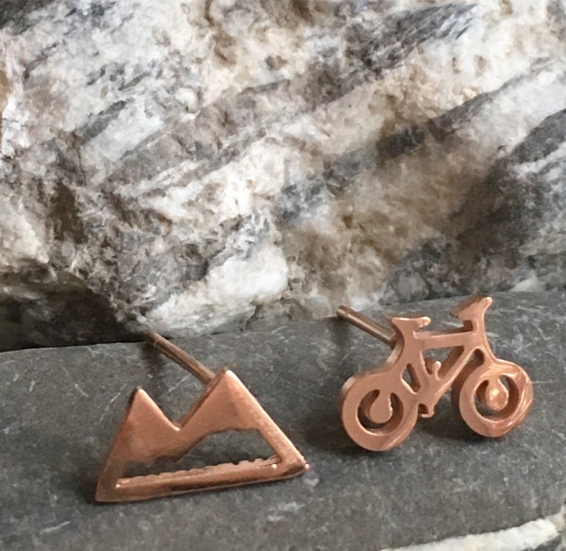Mixed bike bicycle mountain peak stainless steel stud earrings gold silver black rose gold zdjęcie 3