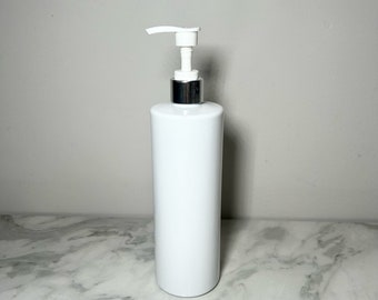 White Cylinder 500ml spray pump bottle with white and silver pump