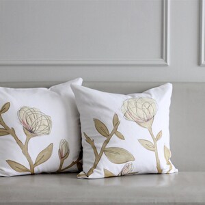 Cream & Gold Pillow Cover image 3