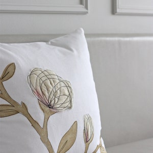 Cream & Gold Pillow Cover image 4
