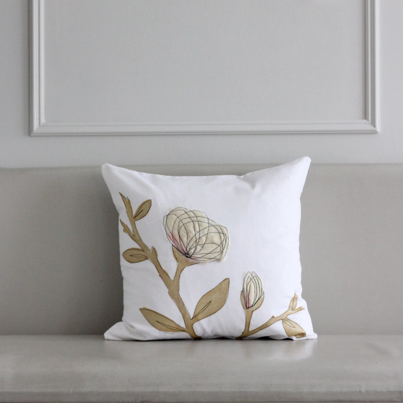Cream & Gold Pillow Cover image 2
