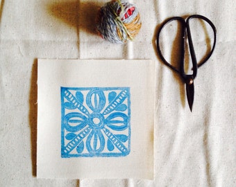 Handprinted Floral Linocut Fabric Patch: 100% Cotton Tile