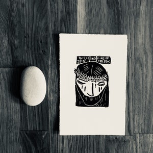 linoprint, blockprint, artprint, linocut print, 3.3 x 5.2 inch, handprinted, handpulled, handcarved, illustration, christ, jesus, lent,