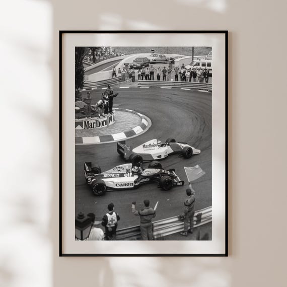 Affiche Formule 1, poster noir et blanc vintage, art mural sport automobile, photographie F1, décoration élégante, affiche F1 rétro