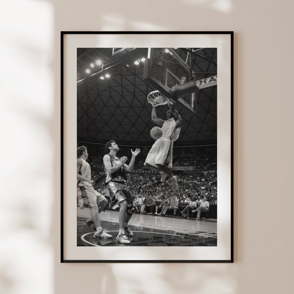 Retro Kobe Bryant poster, NBA Kobe Bryant print, original black and white Kobe Bryant photography, basketball player gift, Kobe poster