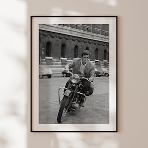 Manifesto retrò della motocicletta di Jean-Paul Belmondo, stampa in bianco e nero, film d'epoca Le Marginal, foto cinematografica, decorazione retrò, foto