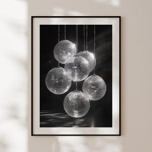 Poster da discoteca vintage, stampa retrò in bianco e nero, arte da parete anni '70, fotografia di palla da discoteca, arredamento vintage, poster glamour