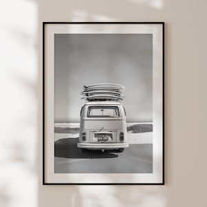 Poster retrò Vanlife, poster vintage VW Combi in bianco e nero, arte murale da surf, fotografie di viaggiatori, decorazioni Van Life, decorazioni da surf