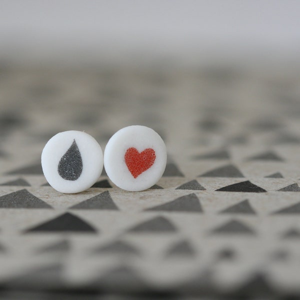 A drop and a heart - Porcelain Earrings