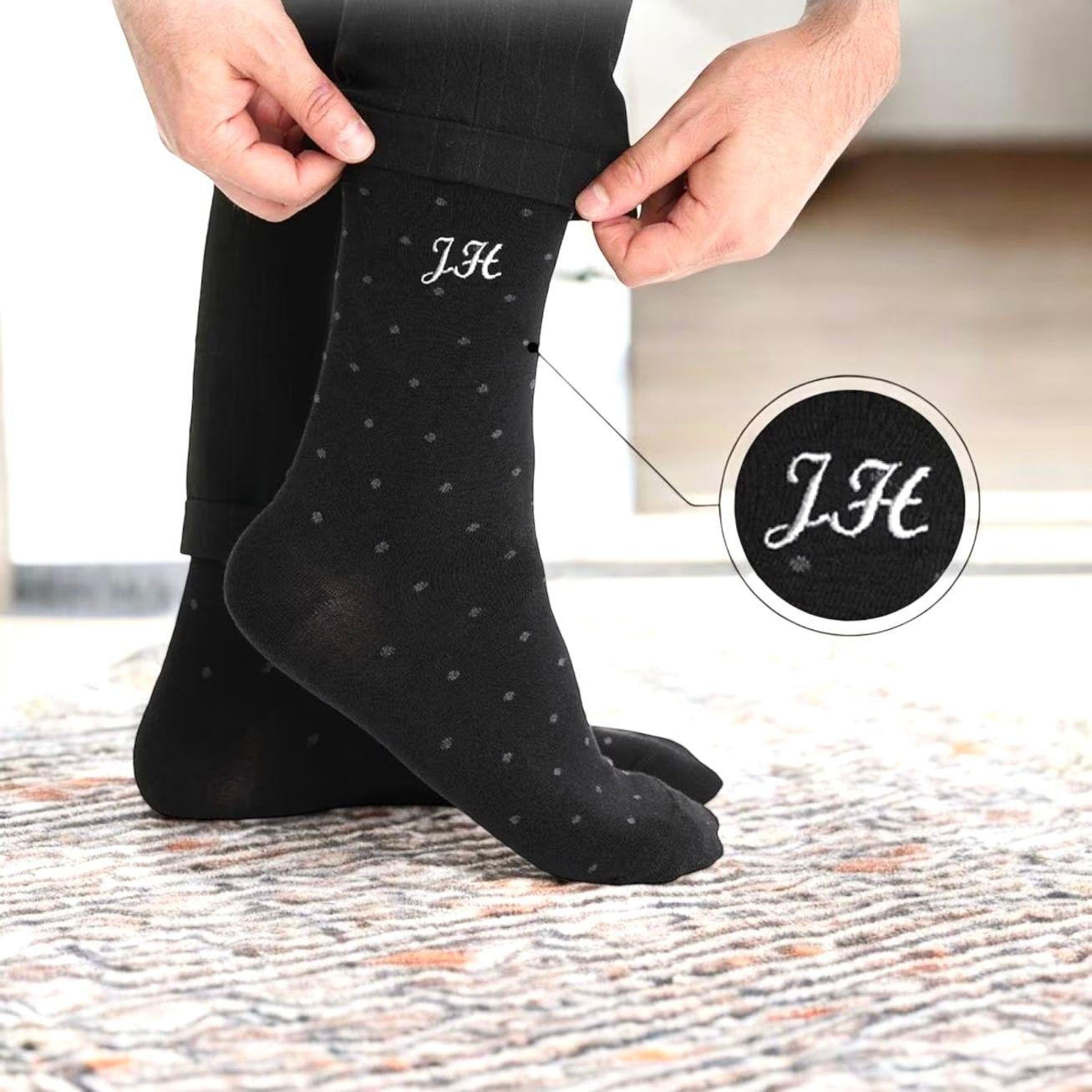 Personalized Bamboo Monogrammed Groomsmen Socks, Custom Embroiedered Wedding Gift, Groom Initial Socks, Wedding Party Gifts for Men