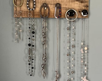 Expositor de joyas, soporte para collares y pulseras colgado en la pared. Percha reversible moderna y rústica de plata, oro y joyería personalizada modelo #814