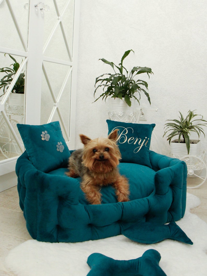 small dog bed