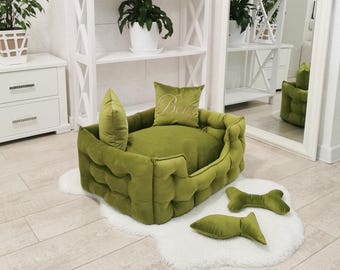 Personalisiertes Hundebett für Haustier, Möbel für Hunde oder Katzen, Schönes Hunde- oder Katzensofa mit weichen Kissen und Spielzeug, Geschenk für Hunde- oder Katzenliebhaber