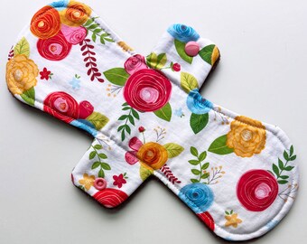 11 Inch Floral Cotton Woven Overnight Cloth Pad with Fleece back