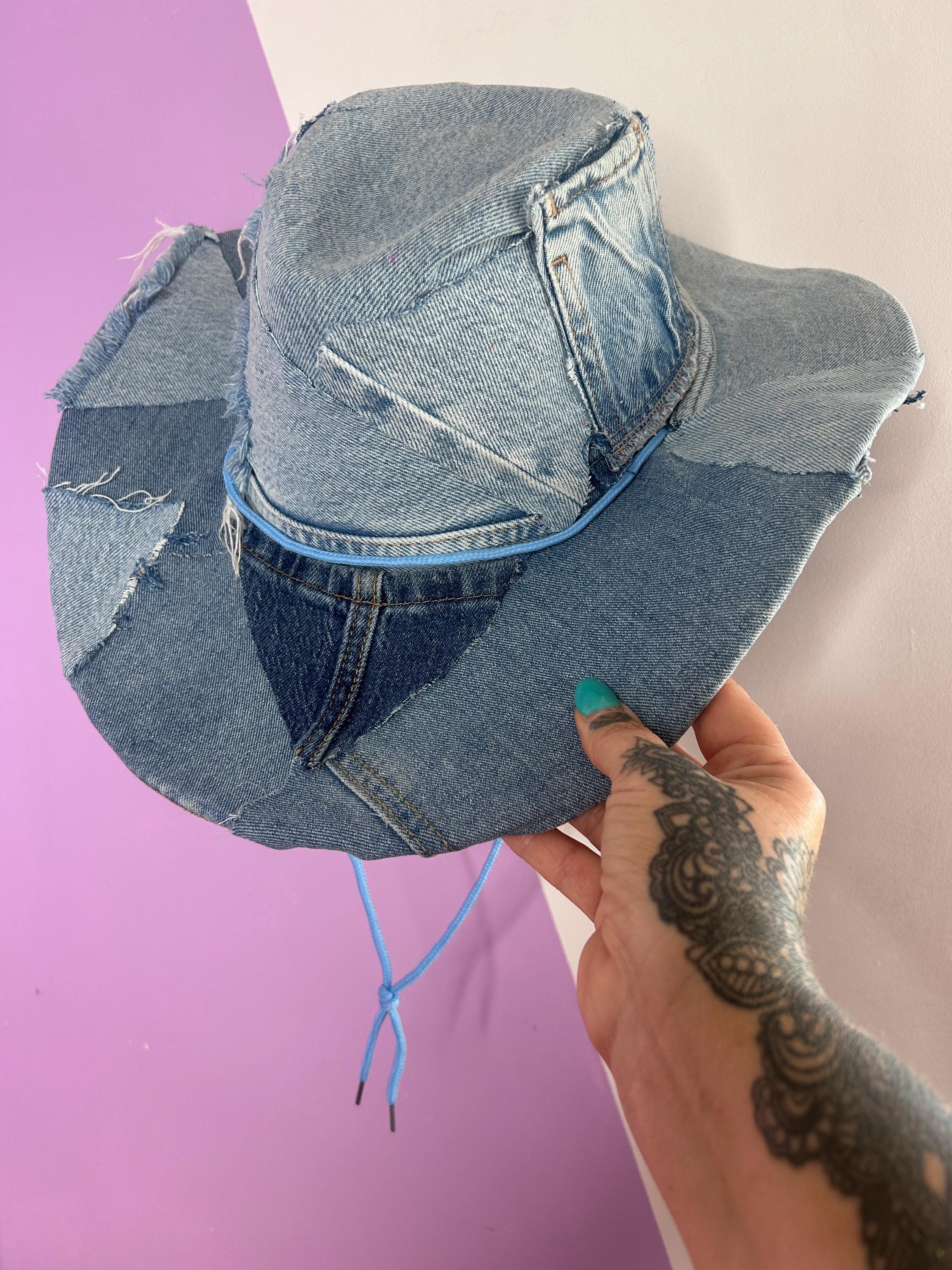 C.C Damen Cowboyhut Aus Denim-Strick - Stylisch Mit Wildlederschnüren