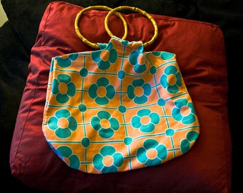 Retro Style Beach Tote with Bamboo Handles