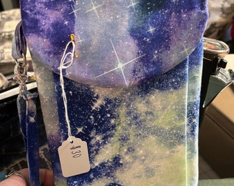 Galaxy Wristlet/Kindle Holder