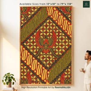Pode incluir: Uma grande impressão de arte de parede retangular com um padrão batik complexo e um motivo central de fénix em vermelho, amarelo e preto. O design inclui formas geométricas repetitivas e linhas fluidas. O texto indica tamanhos de 30x45 cm a 200x300 cm.