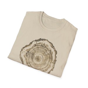 Tree Ring Print T-Shirt, Nature Inspired Tee, Outdoorsy Shirt, Nature Lover Gift image 5