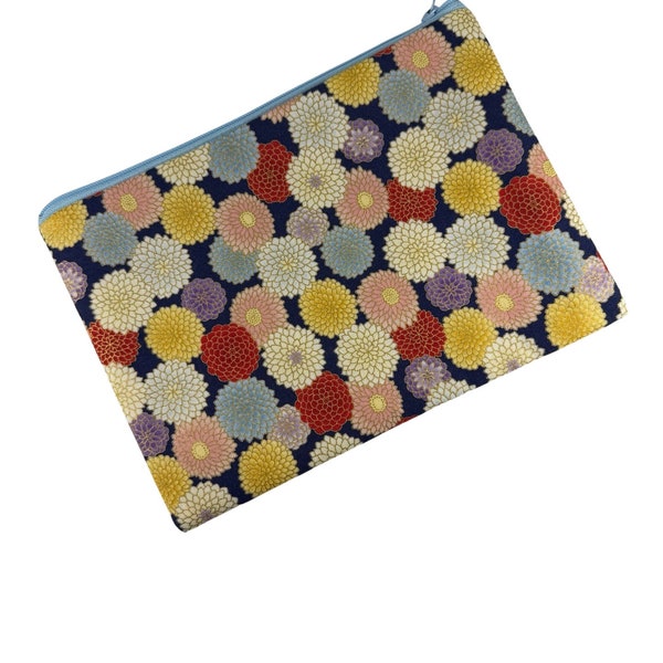 medium zipper 9" pouch mums