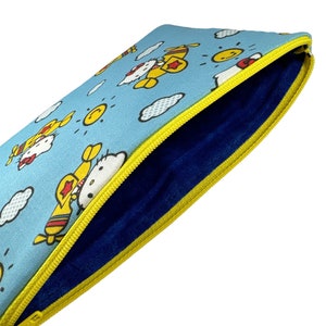 medium zipper 8 pouch Kawaii Kitty Flight image 3