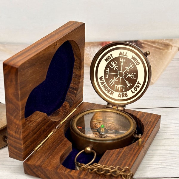 Brass compass, engraved compass, personalized compass, graduation gift, groomsmen gift, wedding heirloom, anniversary gift, Mother's day