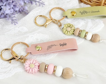 Personalised Daisy Beaded Keyring, Faux Leather Keyring, Bridesmaid Gifts, Flower Girl Gift, Christmas Gift, Birthday Gift,Mothers Day Gift