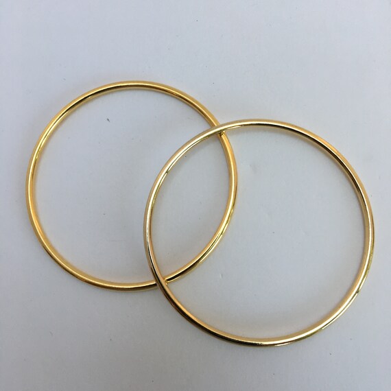 simple gold bangle bracelet