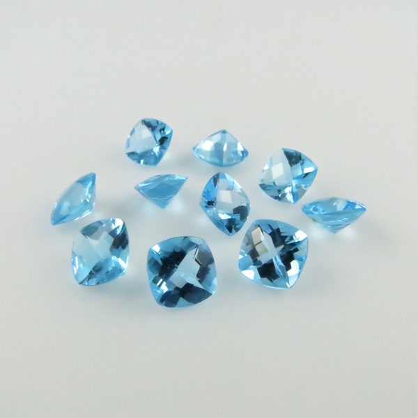 Swiss Blue Topaz Gem - Matching Pair of 7mm Cushion-Cut Checkerboard Gems (TZ129)