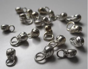 100 cascabeles surtidos, en dorado o plateado, ideales para danza del vientre y disfraces (indios). ¡Elige el tuyo! (Z291)