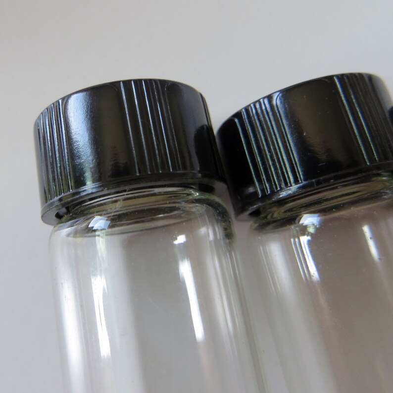 Bulk Glass Bottles with Screwcaps 123 bottles with black plastic caps